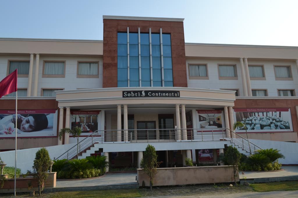 Hotel Sobti Continental Rudrapur Exterior foto